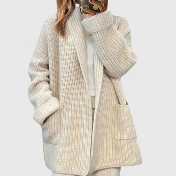 June | Amy | Comfortable Cardigan