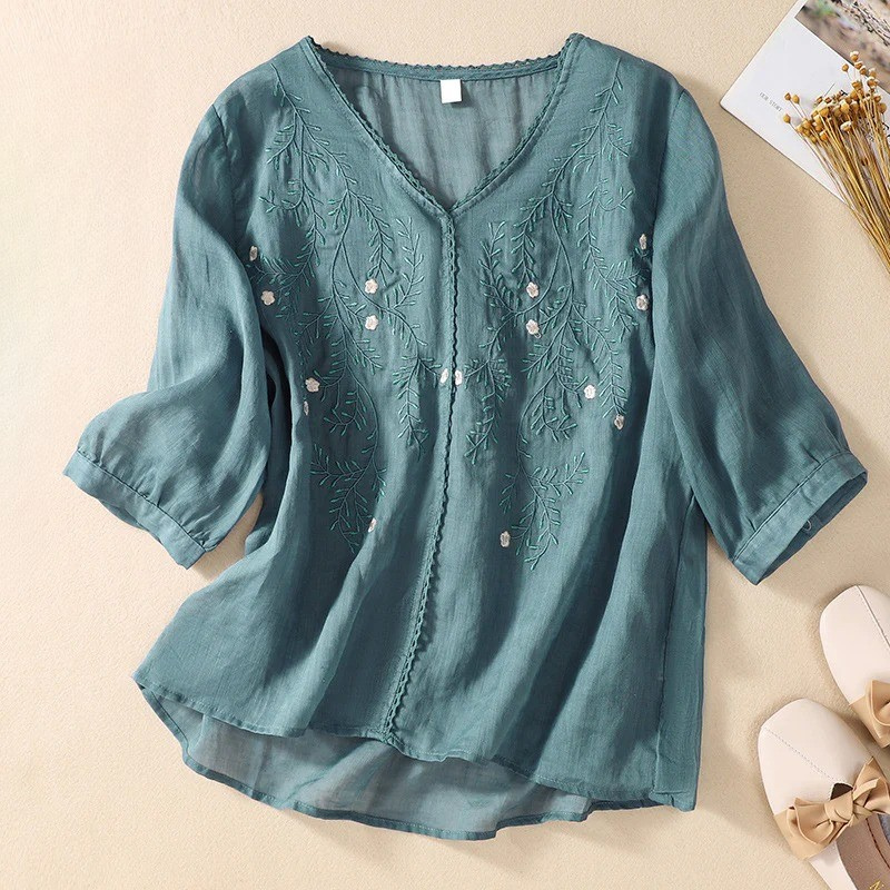 Maeve – Embroidered Tunic with V-Neck