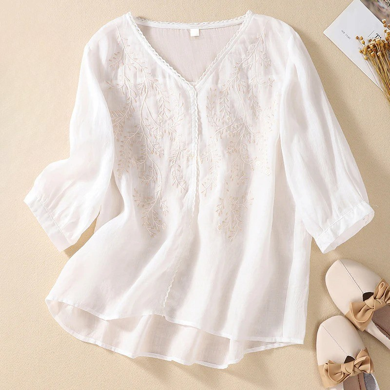 Maeve – Embroidered Tunic with V-Neck