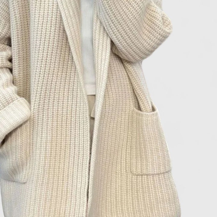 June | Amy | Comfortable Cardigan