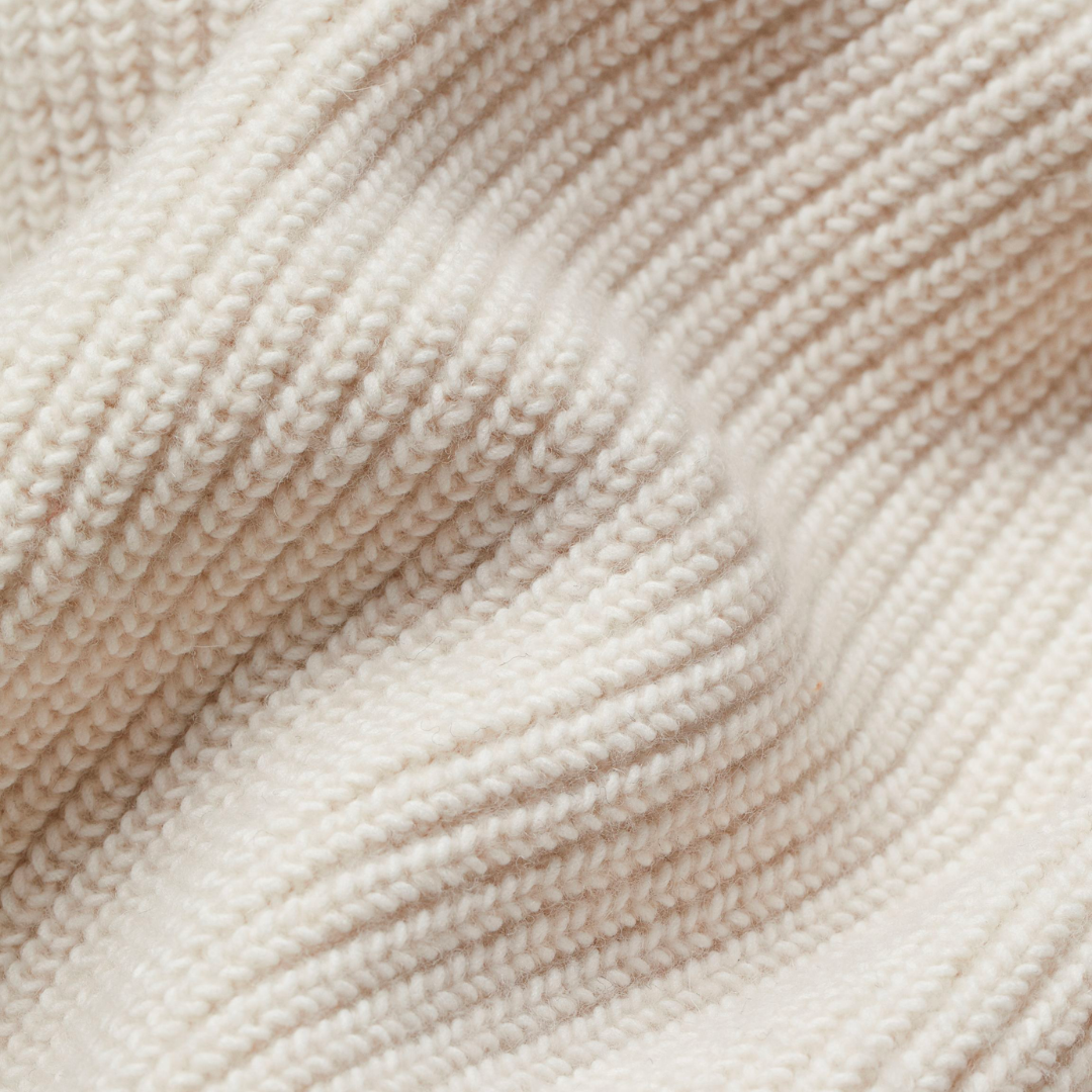 June | Amy | Comfortable Cardigan