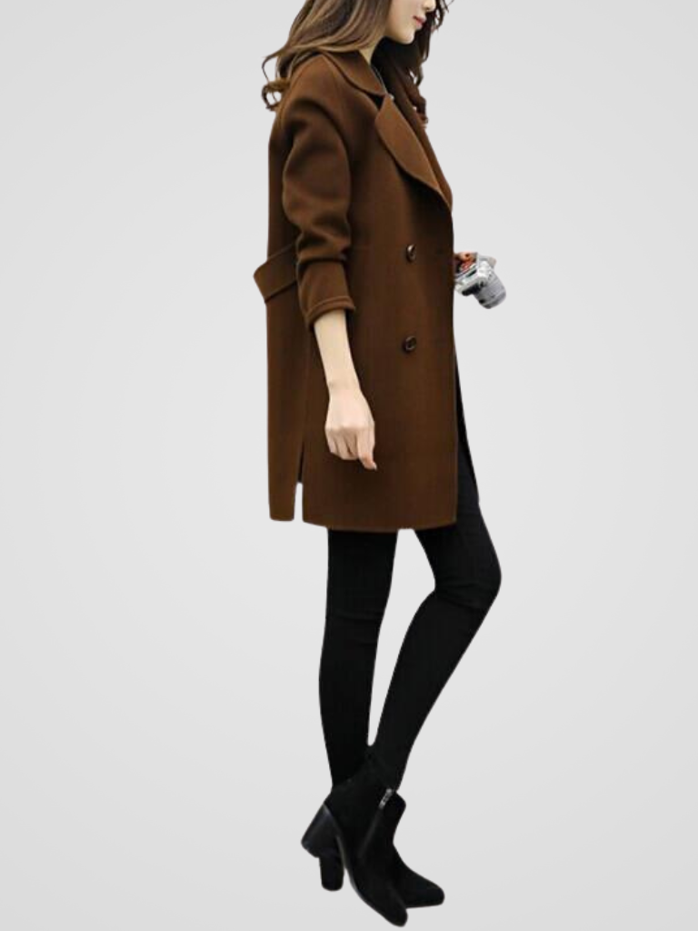 June | Pol | Elegant Coat