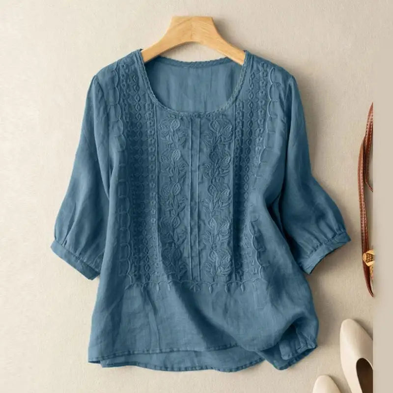 Aurora – Embroidered Blouse with a Loose Fit