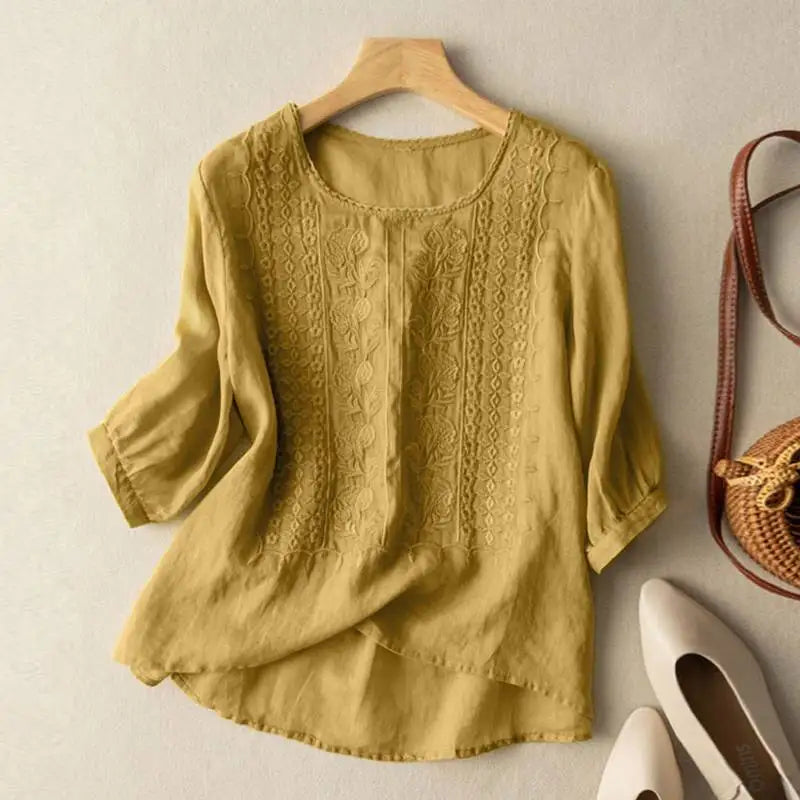 Aurora – Embroidered Blouse with a Loose Fit